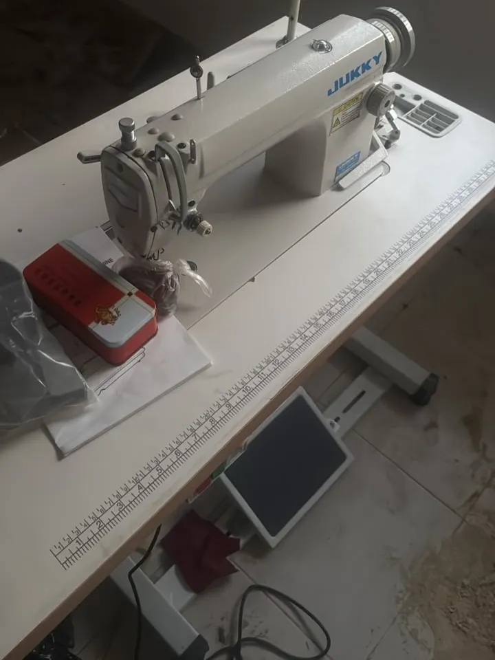 Juky industrial sewing machine