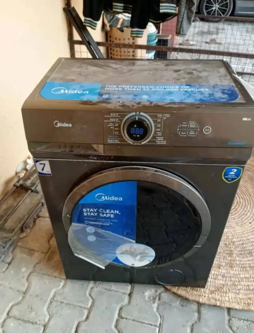 Midea 7kg front load washing machine